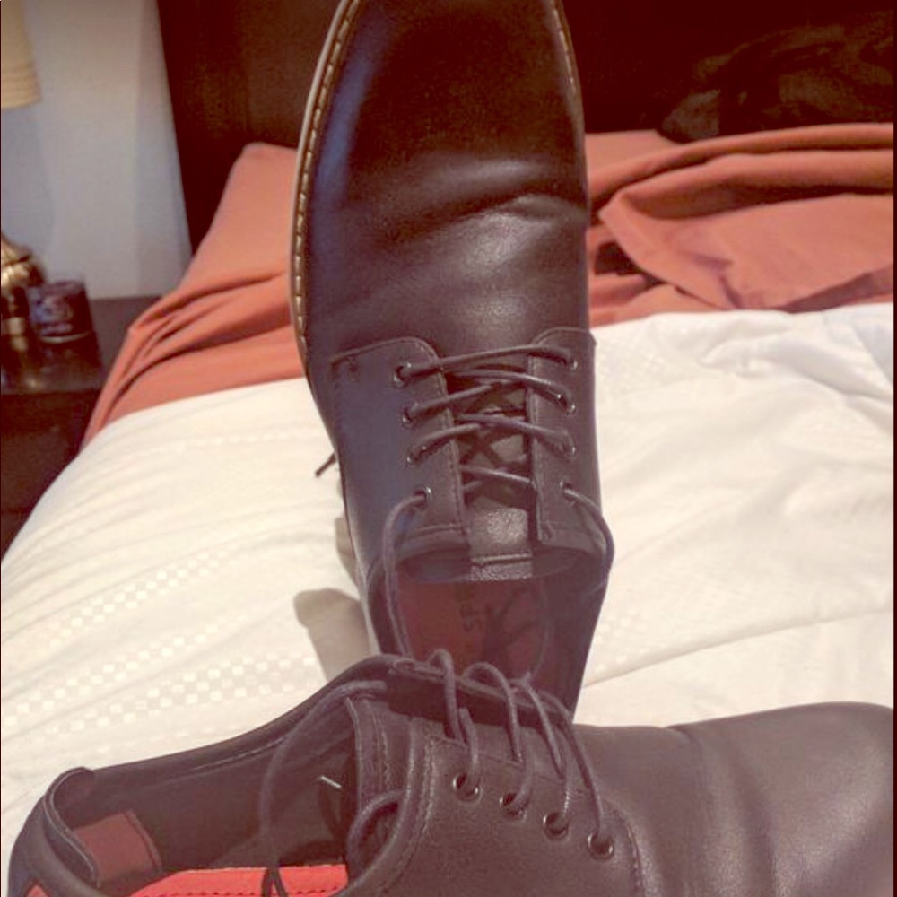 Call It Spring designer lace up dress shoes *NIB*